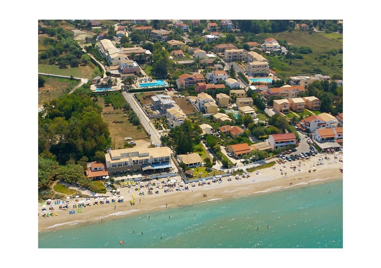 Thinalos Aparthotel Acharavi  Exteriör bild